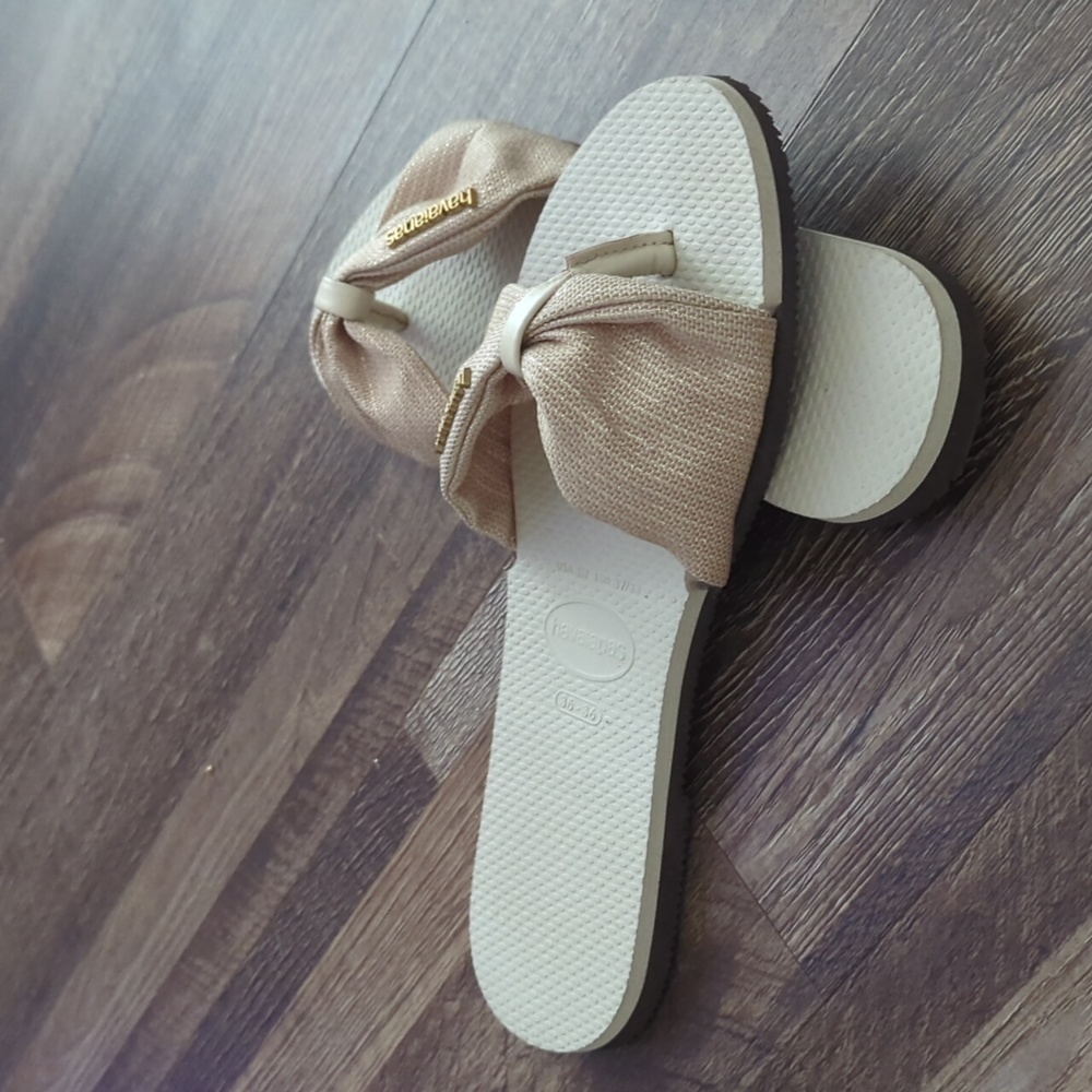 Sandals - Picture 4 of 4